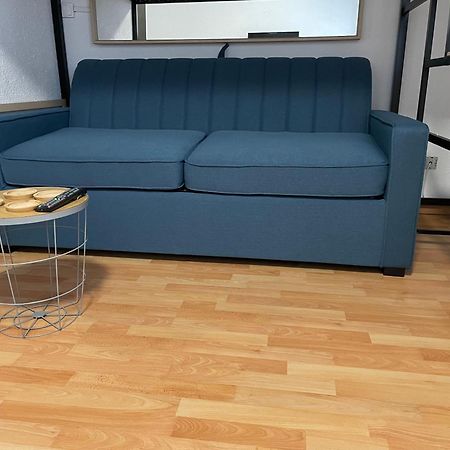 Studio Isard, Wifi Et Parking Gratuit, Navette Gratuite Au Pied De La Residence, Possibilite Forfait Menage Et Location Linge De Lit Et Toilette, A 10 Minutes A Pied Du Centre Ville Font-Romeu-Odeillo-Via Luaran gambar